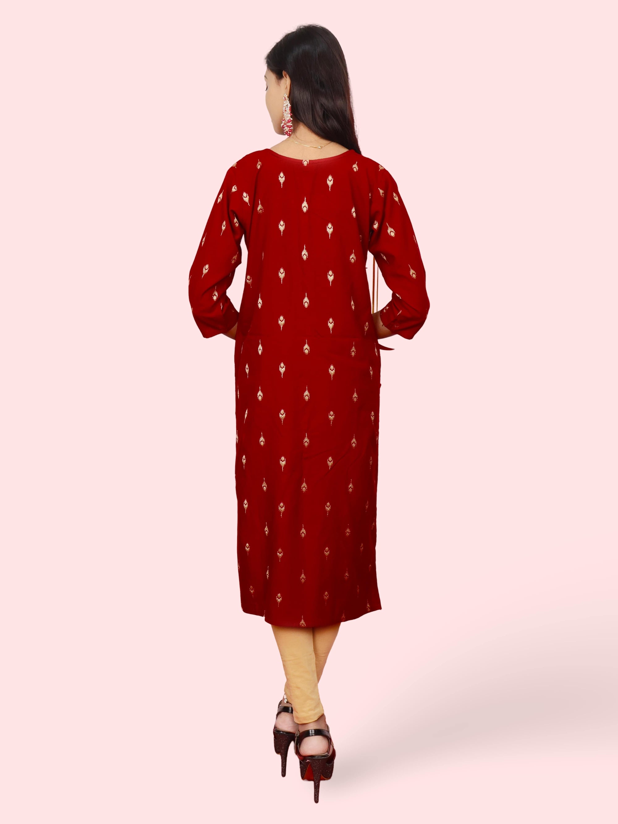 Cotton Kurti with Stunning Embroidered Neck-2